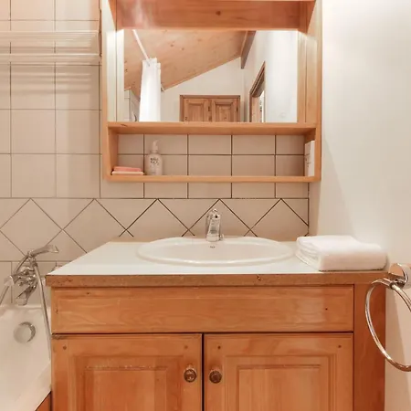 Les Terrasses De Planpraz - 8min Walk To Center - Quiet - Perfect For Hiking Apartment